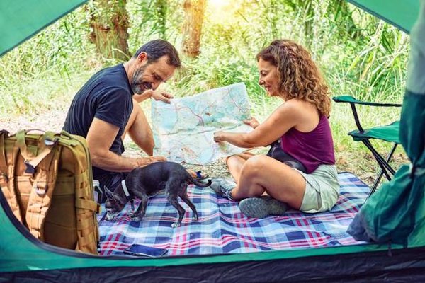 Top spots pour camper près de Lyon: nature et détente
