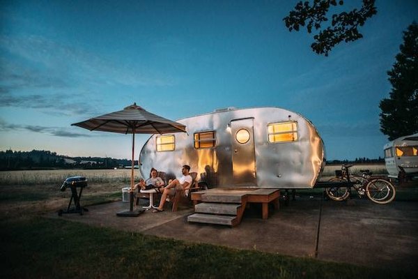 Guide du camping indépendant en France : astuces et spots